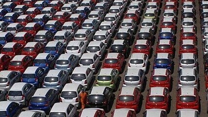 Demonetisation to affect car and bike sales in India